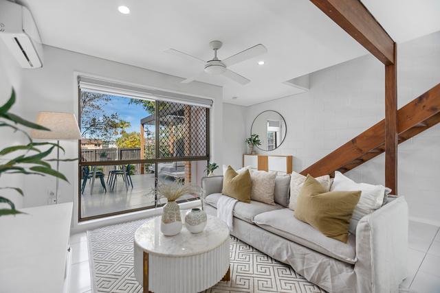 8/21 Chatswood Road, QLD 4127