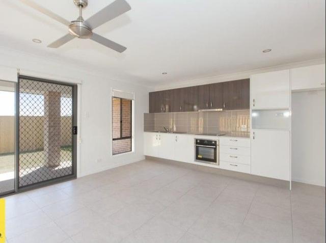 11B Peppertree Street, QLD 4209