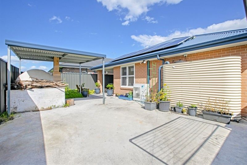 https://images.allhomes.com.au/property/photo/d2513df84086ec757e1e824383442f9c_hd.jpg