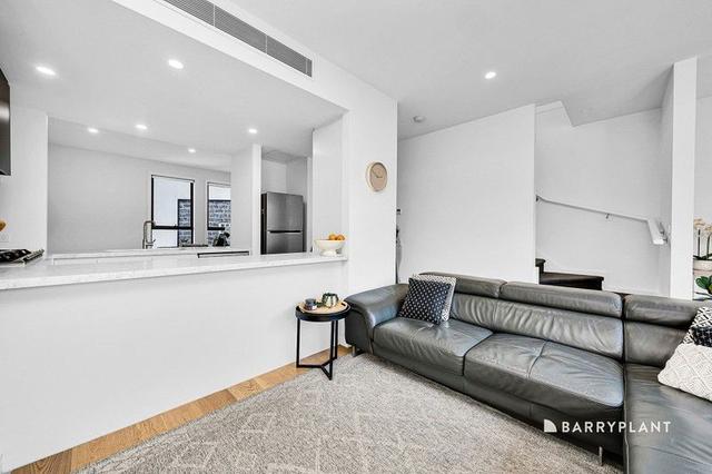15/2 Ambrose Treacy Drive, VIC 3083