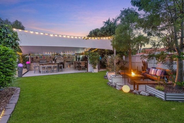 42 Hibiscus Court, QLD 4879