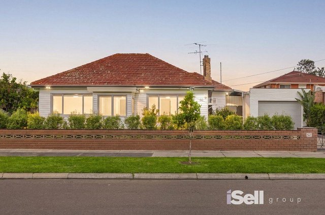 30 Ash Grove, VIC 3171