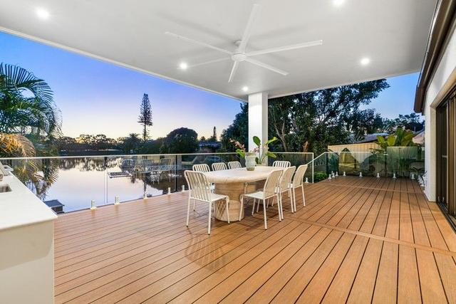8 Helm Court, QLD 4218