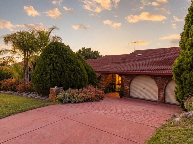 13 Narrabeen Road, NSW 2560
