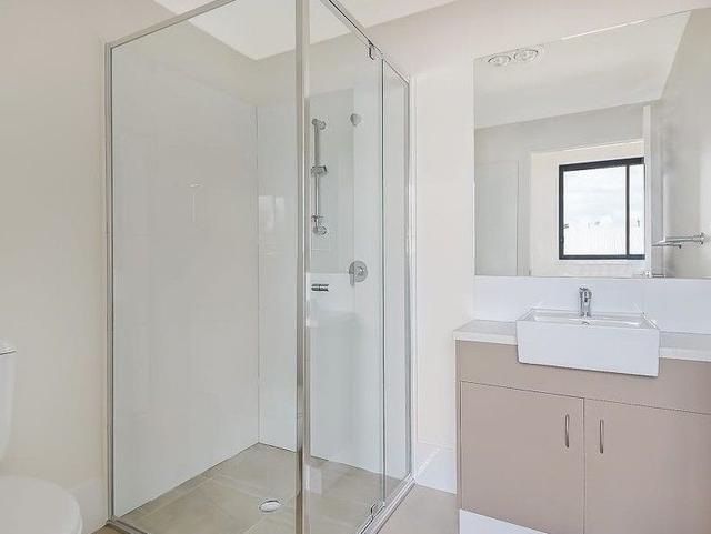 2/1 Kelly Place, QLD 4131