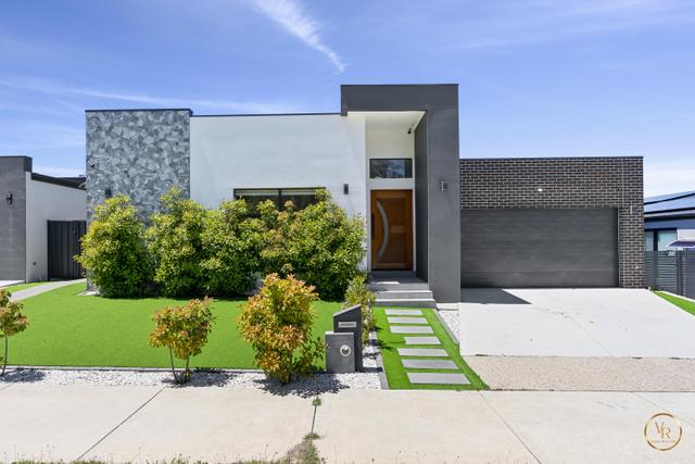 30 Frazer Simons Way, ACT 2913