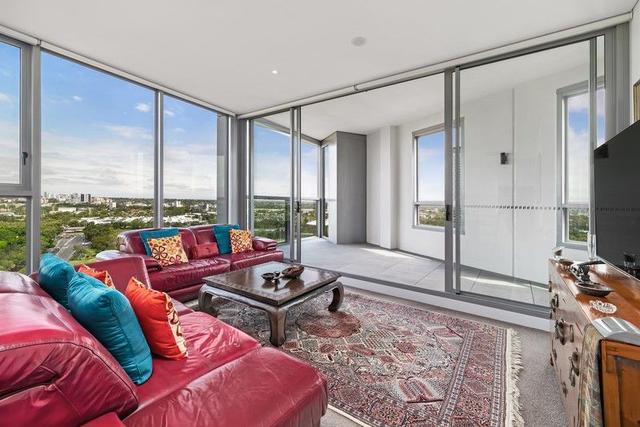 21702/2B Figtree Drive, NSW 2127