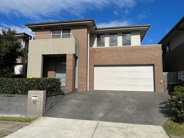 93 Diamond Hill Cct, NSW 2174