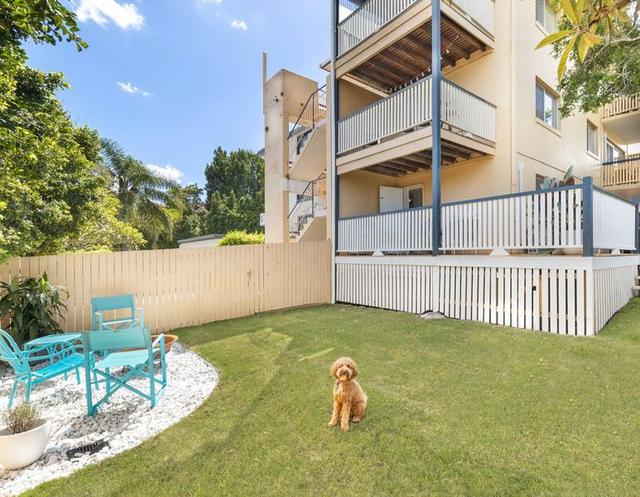 1/32 Miles Street, QLD 4011