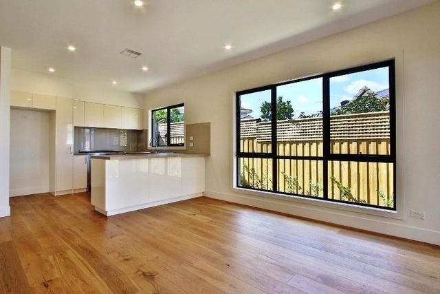 3/4 Davis Street, VIC 3108