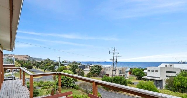 18 Surf Avenue, VIC 3233