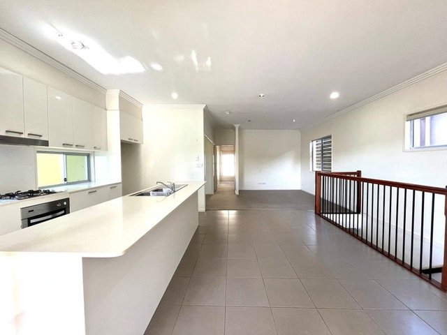 1/8 Ernest Street, QLD 4030