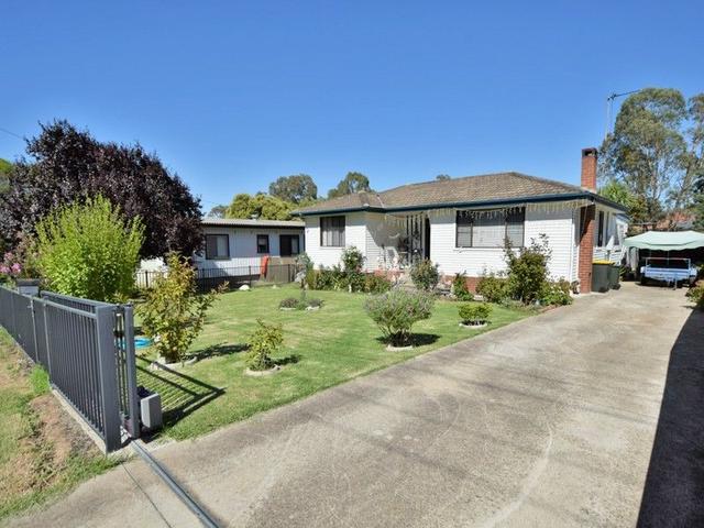 13 Bendick Street, NSW 2594