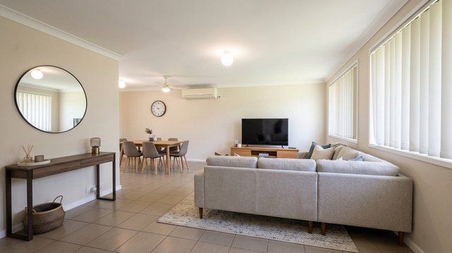 19 Borrowdale Way, NSW 2749