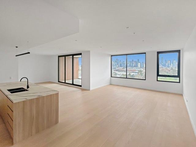 801/339 Williamstown  Road, VIC 3207