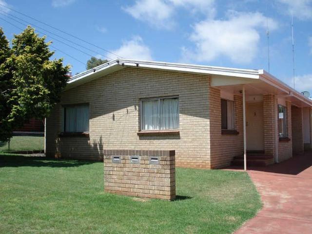 1/12 Morton Street, South Toowoomba, QLD 4350