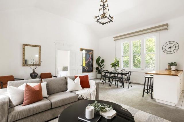 8/25 Queens Road, VIC 3000