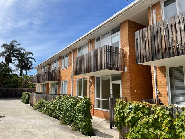 2/3 Stephens Street, VIC 3161