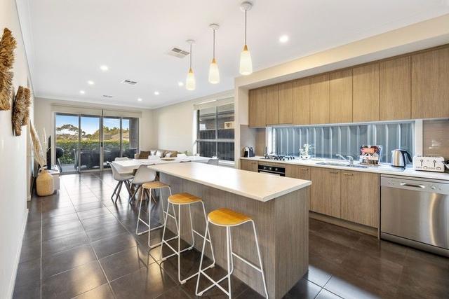 16 Elanora Ave, SA 5162