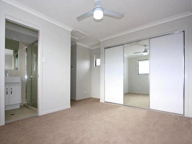 2/4 Ballantine St, QLD 4032