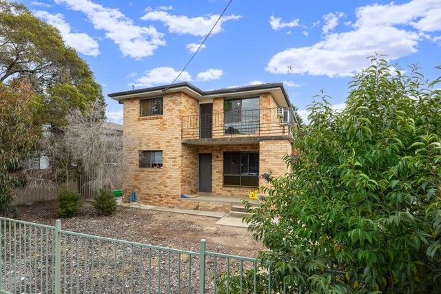 3/8 Edney Street, NSW 2650