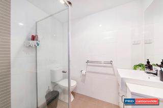 Bathroom (2016-05-06)