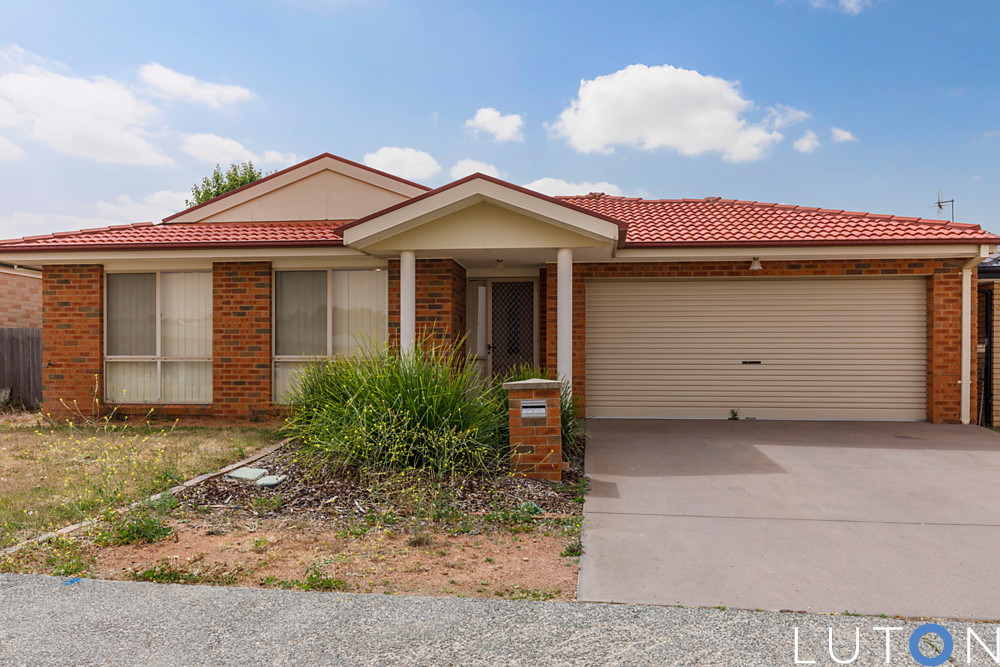 26 Hanrahan Crescent, Dunlop ACT 2615 Allhomes