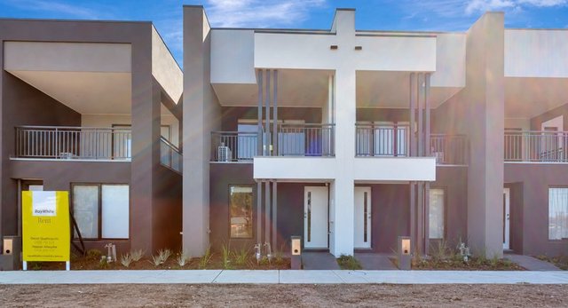 12 Shingleback Walk, VIC 3064