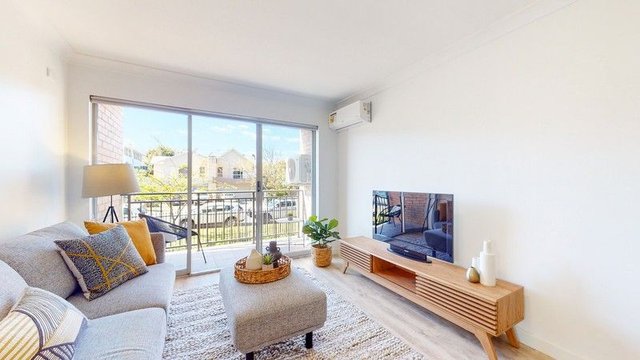 3/147 Fairway, WA 6009