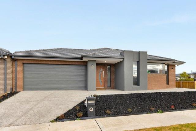 2 Ballina Crescent, VIC 3064