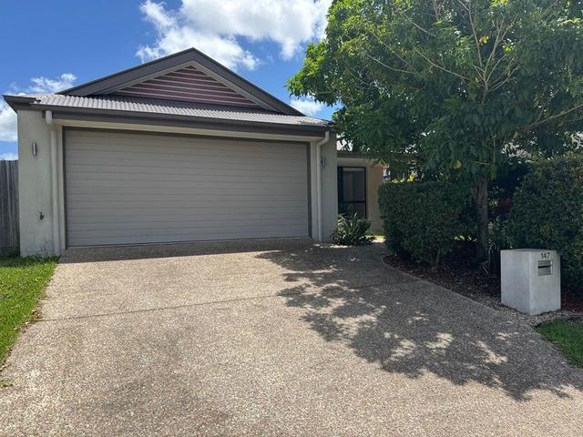 147 Parklakes Drive, QLD 4560