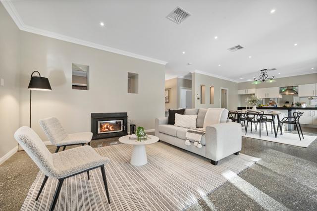 24 Hideaway Place, NSW 2621