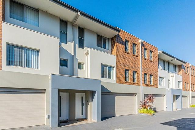 2/7-9 President Road, NSW 2155