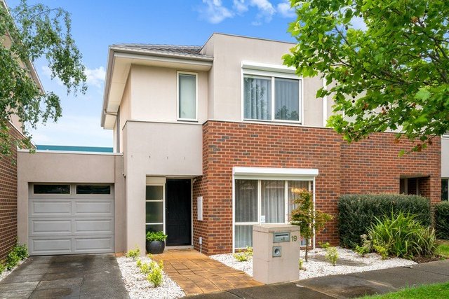 19 Wentworth Drive, VIC 3038
