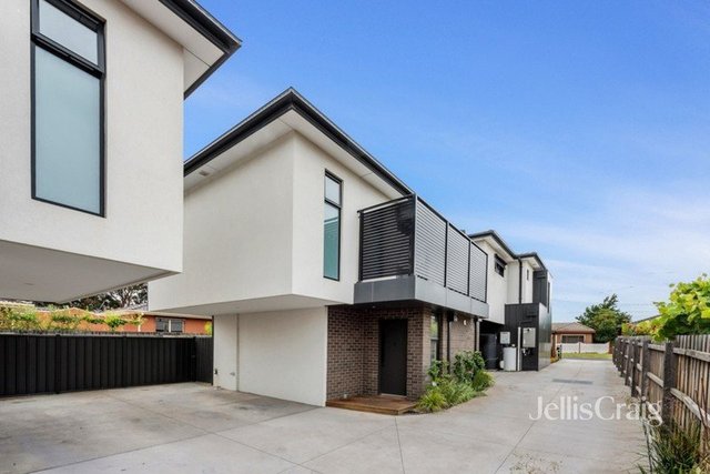 2/6 Josephine Grove, VIC 3072