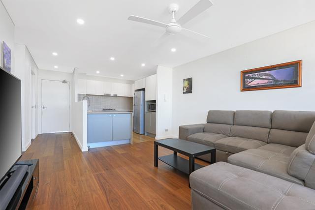 60/313-323 Crown Street, NSW 2500