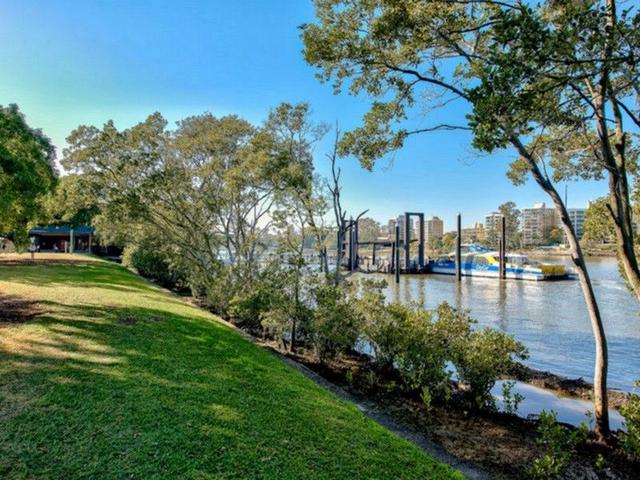 15/27 Gray Road, QLD 4101