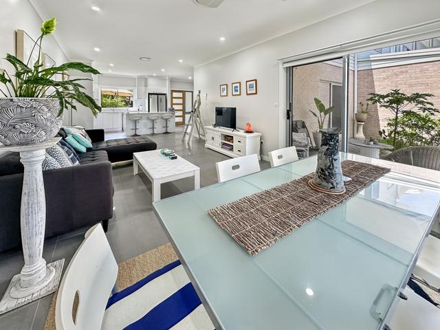 16/8 Yalinbah Street, NSW 2324