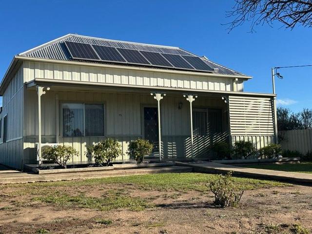 15 Queen Street, NSW 2642
