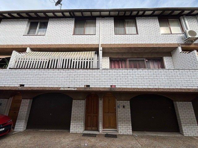 2/83 Smart Street, NSW 2165