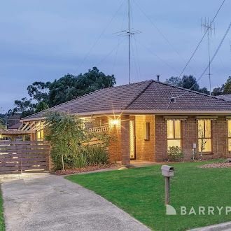 9 Lovenear Grove, VIC 3350