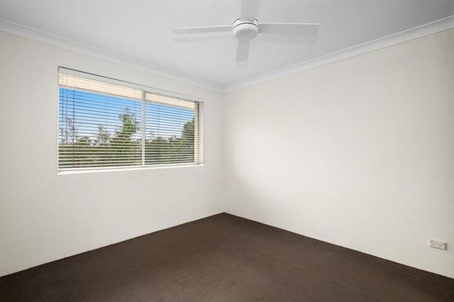 11/5 Fairway Close, NSW 2093