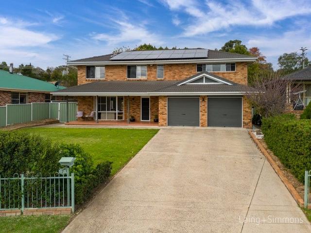 7 Williams Place, NSW 2350