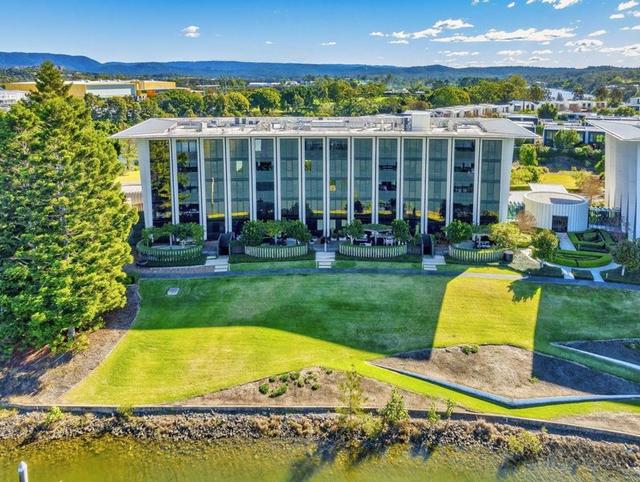 403W/1 Marina Drive, QLD 4217