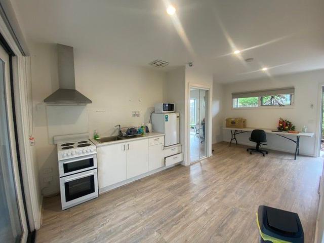 Room 3/98 Commercial Road, VIC 3011