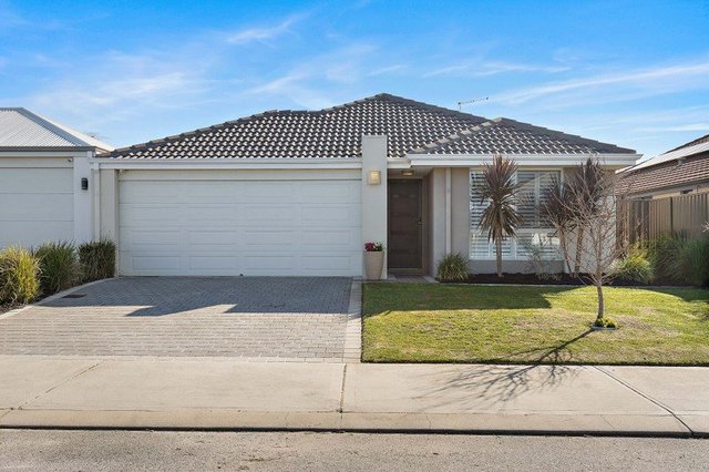 10 Langdon Loop, WA 6055