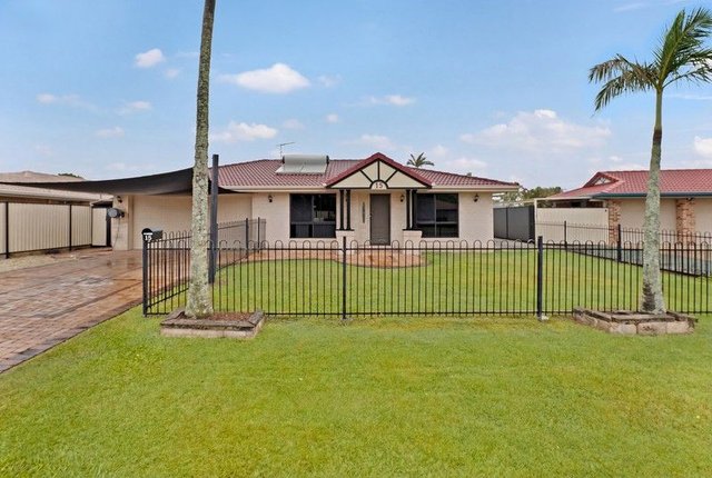 15 Tekam Crescent, QLD 4128