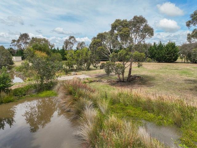 2B Dwyer Court, VIC 3431