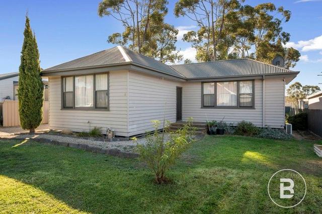 8 Carinya  Court, VIC 3550