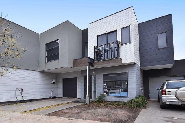 8/16 Chevron Street, VIC 3029